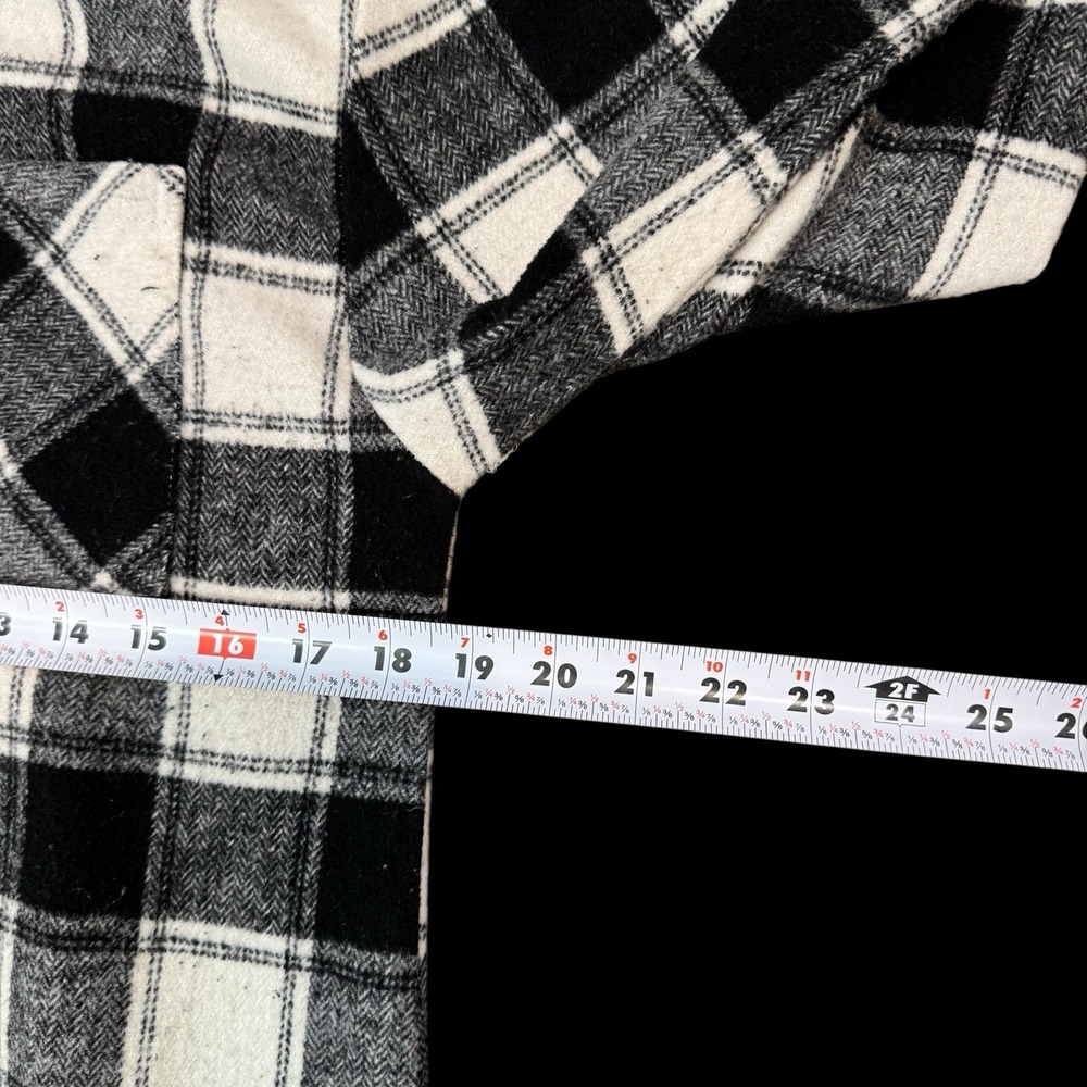 Dizzy Lizzy Plaid Raw Hem Long Button Down Flannel‎ Cardigan Jacket Sz M #68 - Picture 4 of 8